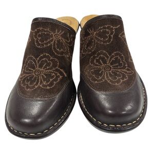 Softspots Brown Suede/Leather Floral Pattern Clogs